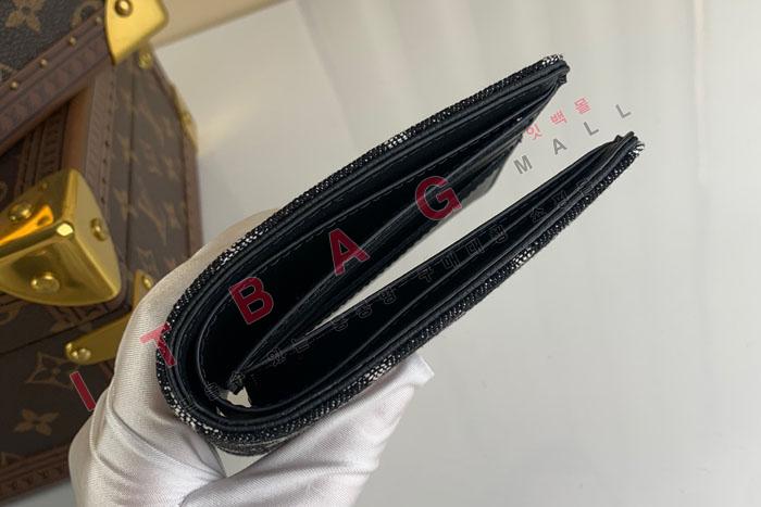 ���̺��� ������ ���� ������  M81020