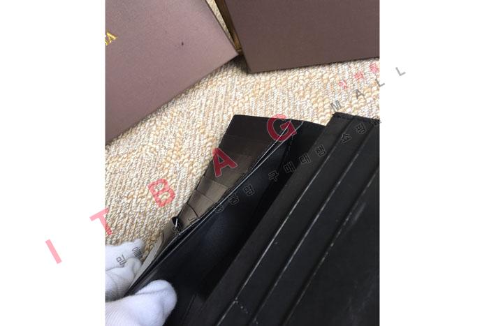 ���װ� ������  SF8070