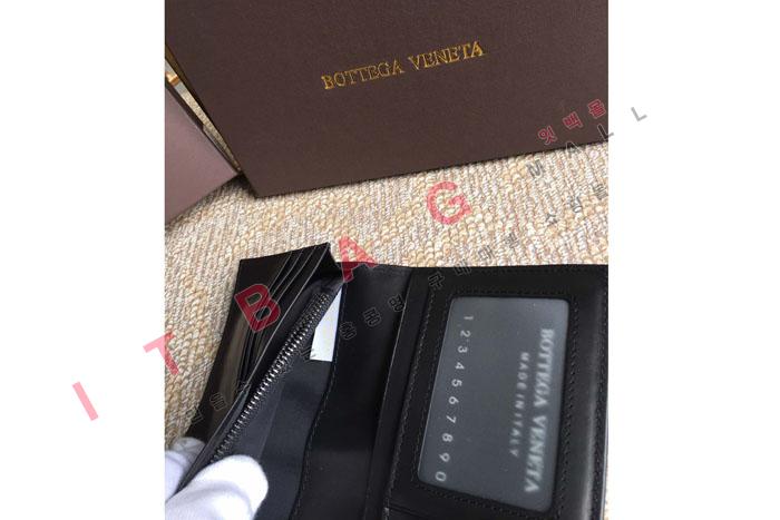 ���װ� ������  SF8070