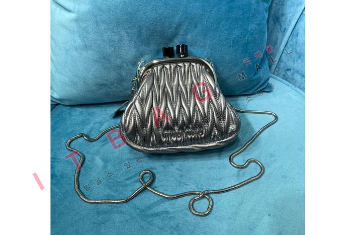 �̿�̿� �� ���� �̴� �����  5BP016-1 (S�ֻ��)