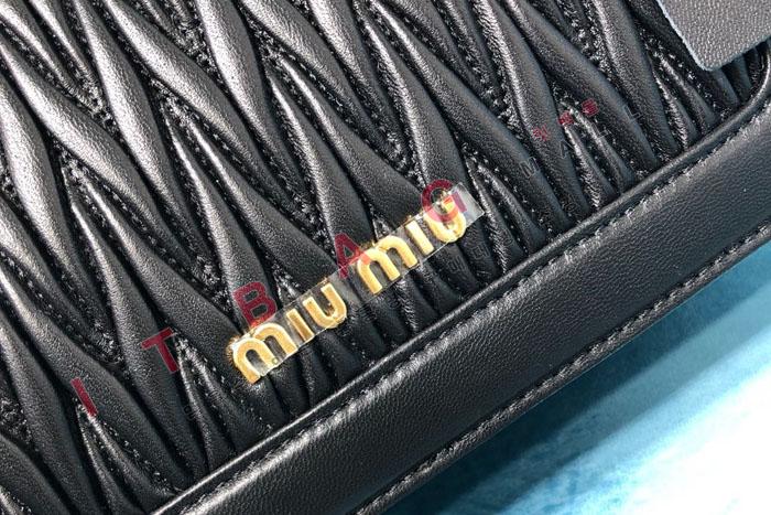 �̿�̿� ���׶� ť�� �����  5BD130  (�����̾�)