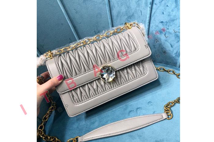 �̿�̿� ���׶� ť�� �����  5BD130-1  (�����̾�)