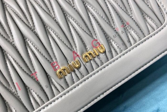 �̿�̿� ���׶� ť�� �����  5BD130-1  (�����̾�)