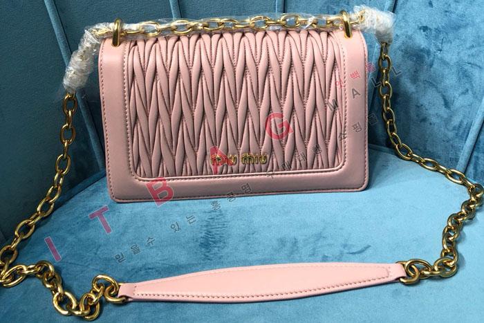 �̿�̿� ���׶� ť�� �����  5BD130-2  (�����̾�)