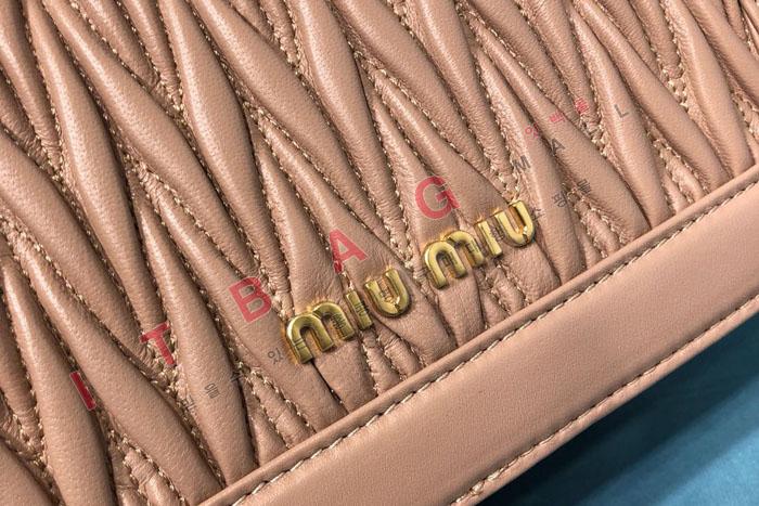 �̿�̿� ���׶� ť�� �����  5BD130-4  (�����̾�)