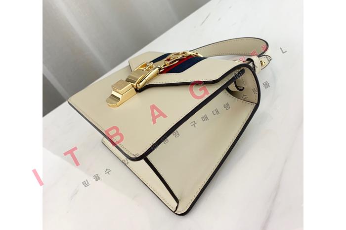 ���� �Ǻ� �̴� ����� 470270-4 (S�ֻ��)
