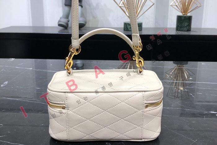 �Ի��ζ� ��Ƽ�� ����Ƽ ���̽���  669560-1 (S�ֻ��)