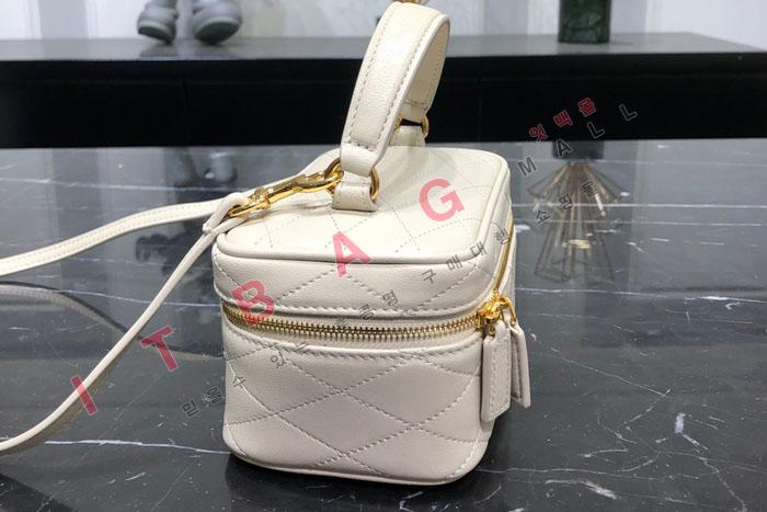 �Ի��ζ� ��Ƽ�� ����Ƽ ���̽���  669560-1 (S�ֻ��)