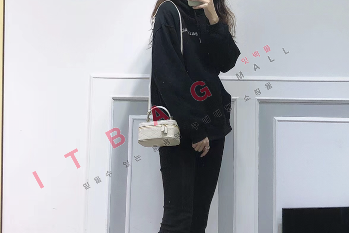 �Ի��ζ� ��Ƽ�� ����Ƽ ���̽���  669560-1 (S�ֻ��)