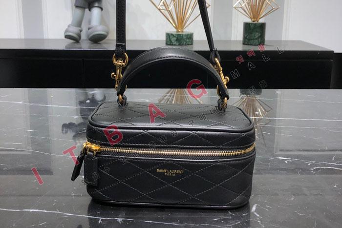 �Ի��ζ�  ��Ƽ�� ����Ƽ ���̽��� 669560-2 (S�ֻ��)