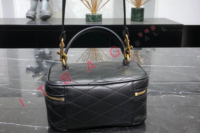 �Ի��ζ�  ��Ƽ�� ����Ƽ ���̽��� 669560-2 (S�ֻ��)