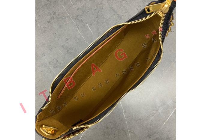 ������ �ƹ� �̵� ü�� ȣ���� 199583 (S�ֻ��)