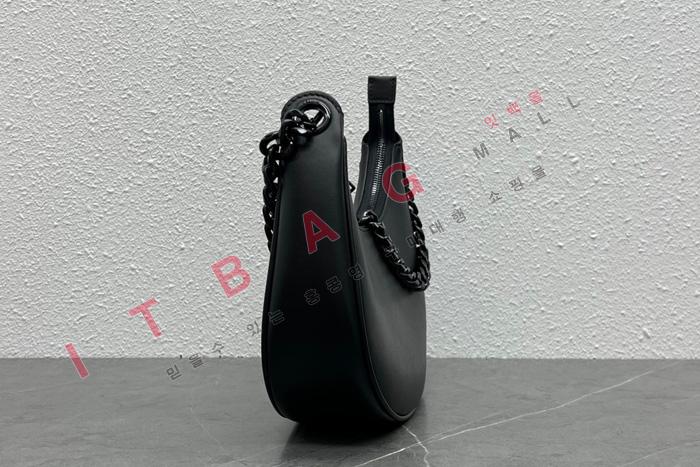 ������ �ƹ� �̵� ü�� ȣ���� 199583-3 (S�ֻ��)
