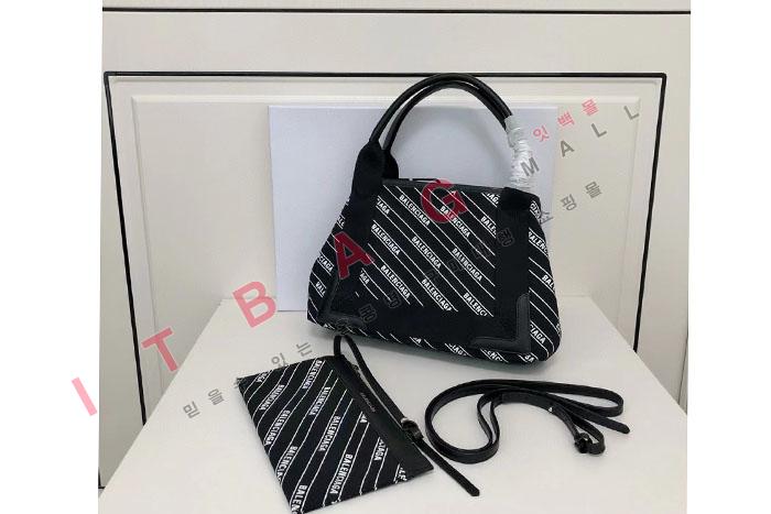 �߷��þư� ���̺� ī�ٽ�  JM71018-1