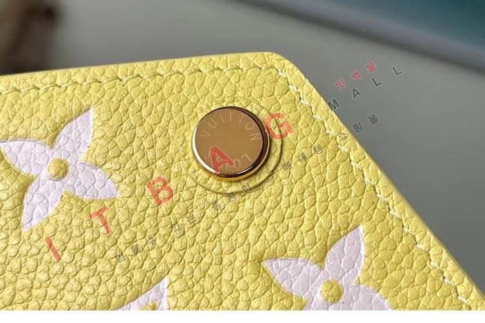 ���̺��� ���丰 ���� ������ M81428