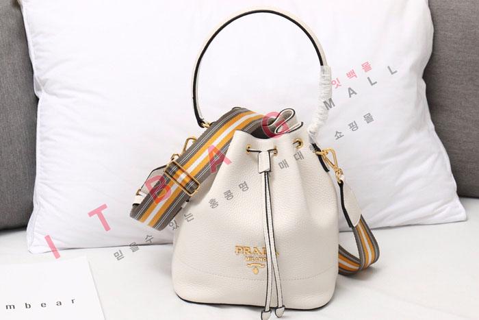 ����� Į�� ���� ��Ŷ�� 1BE018 (S�ֻ��)
