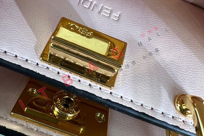 �ҵ� ��ī�� ����ũ�� �̴�  ��Ʈ�� FD2124-4 (S�ֻ��)