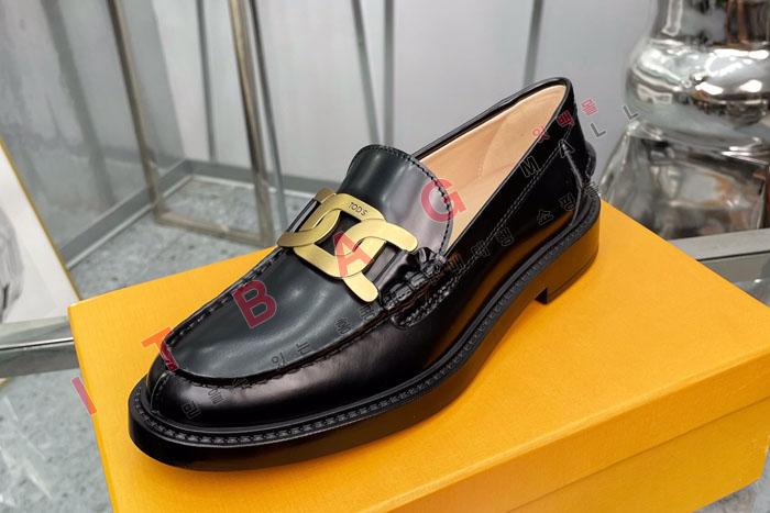 ���� ���� ����  YIBU1356    2CM