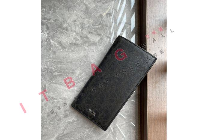 ��� ������ũ Ķ���� ������  A82342