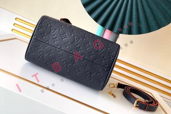 ���̺��� ���ǵ� �ݵѸ��� 25  M42401 (�����̾�)