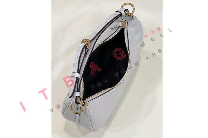 �ҵ� GRAPHY �׶���  ȣ����  FD2142-1