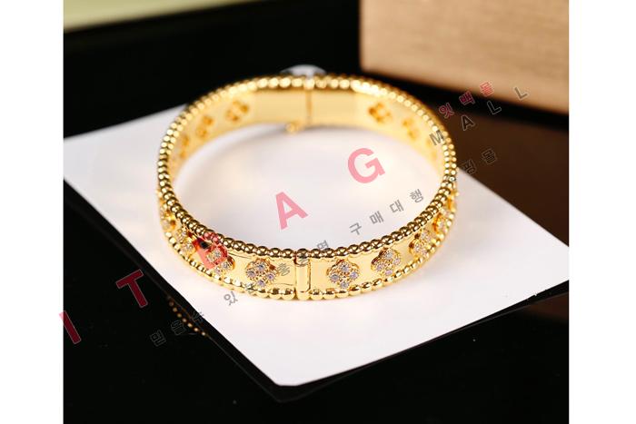 ���� SY4513