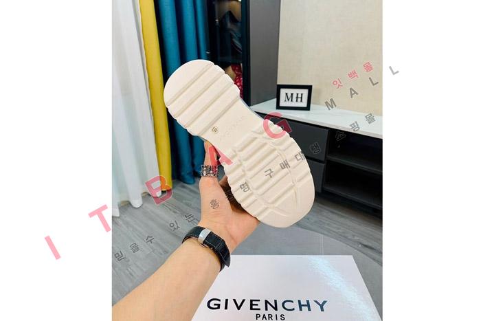 ����� ���� ����Ŀ��  MYB6754