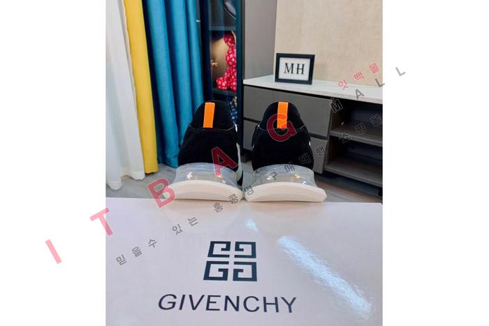����� MYB6755