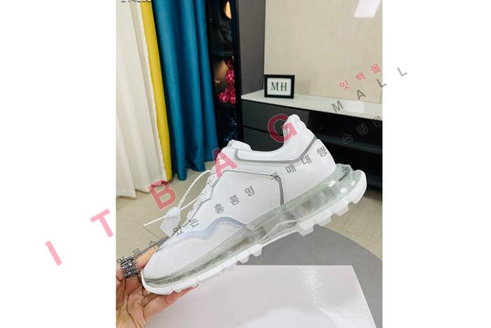 ����� MYB6756