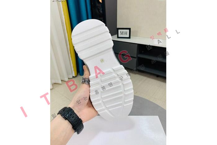 ����� MYB6756-1