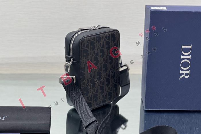 ��� �� ���̽� �̴� ũ�ν��� DR9031-1 �����̾�