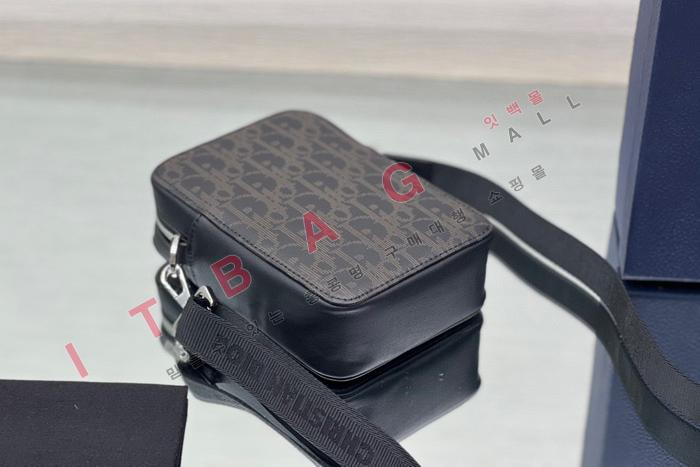 ��� �� ���̽� �̴� ũ�ν��� DR9031-1 �����̾�