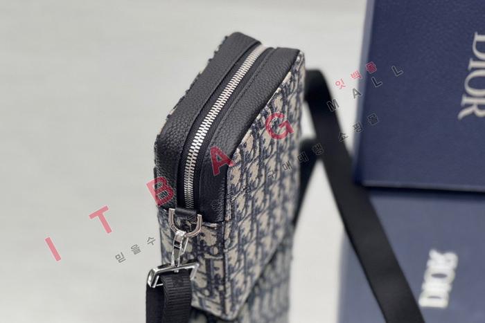 ���  �� ���̽� �̴� ũ�ν��� DR9031 �����̾�