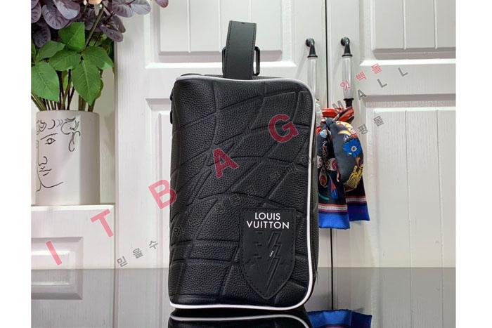 ���̺��� 2023 Dopp Kit m Ŭ��ġ M81849