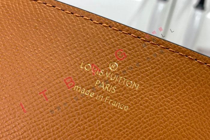 ���̺��� �� ü�� ����  �̴� ũ�ν��� M81830