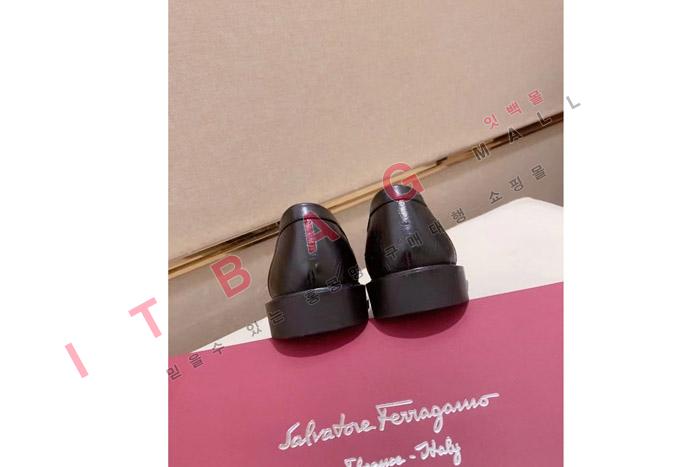페레가모 남자 로퍼 구두 LP8614
