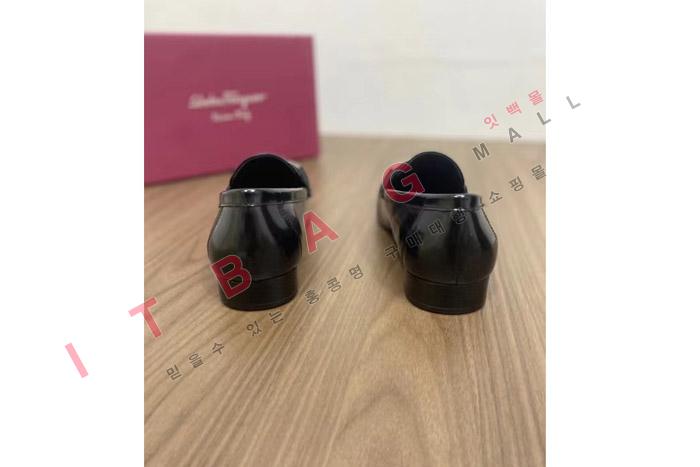 �䷹���� ���� ���� ���� LP8768