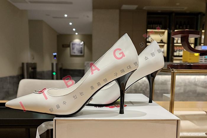 ����� �� ����  YIBU1501    8.5CM