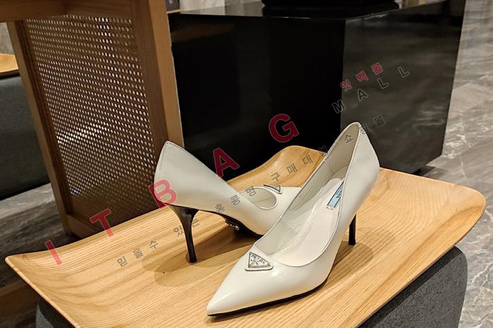 ����� �� ����  YIBU1501    8.5CM