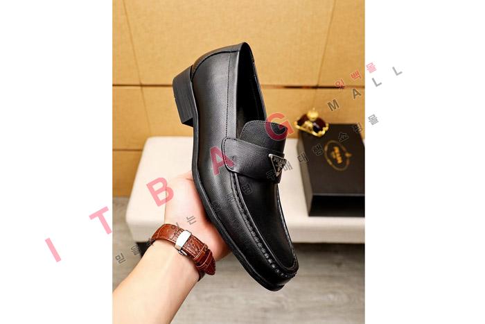 �����  ���� ���� ����MYB8681