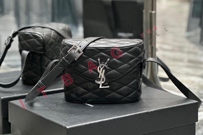 �Ի��ζ� �� ���� ���� �ΰ� �ö�ũ ũ�ν��� 710080-2 (S�ֻ��)