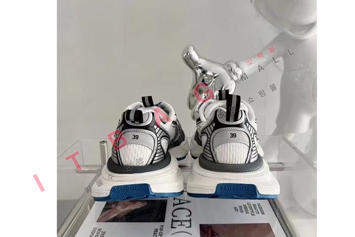�߷��þư� YF5879-2          ��������
