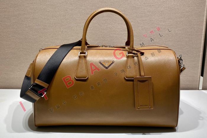 ����� �ﰢ�ΰ� ���ǾƳ� Ʈ������ 2VC018-1