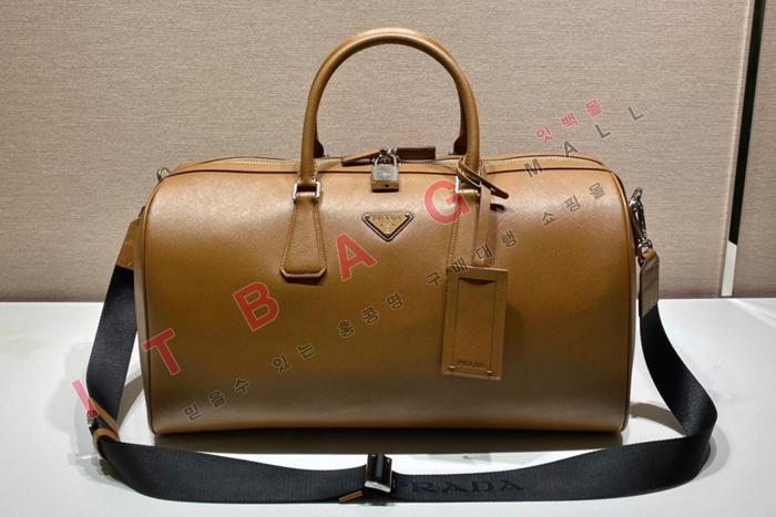 ����� �ﰢ�ΰ� ���ǾƳ� Ʈ������ 2VC018-1