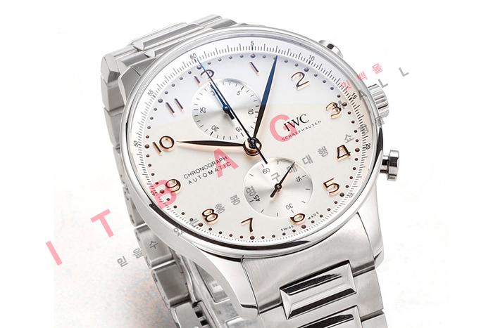 IWC  ���������� ũ�γ�׷��� HT60077