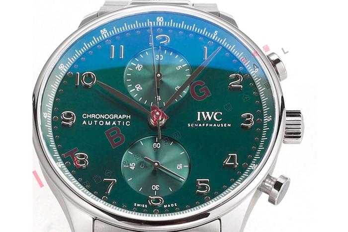 IWC  ���������� ũ�γ�׷��� HT60077-1