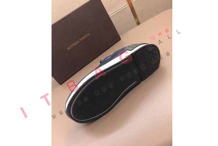 보테가 베네타 남자 스니커즈 LP5243