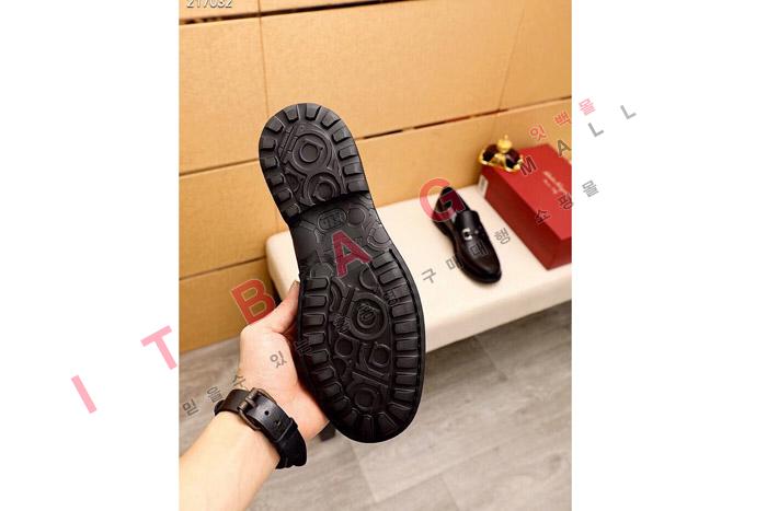 페레가모 남자 로퍼 구두 MYB0457
