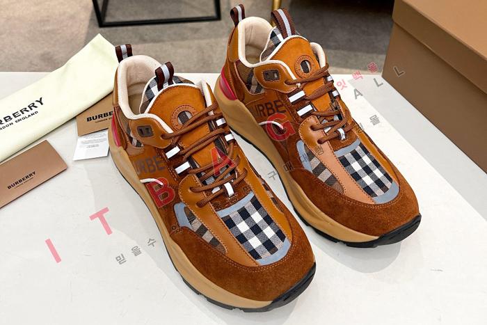 ������ �ΰ� ����Ʈ ���� �����̵� �޽� ����Ŀ�� SH6540