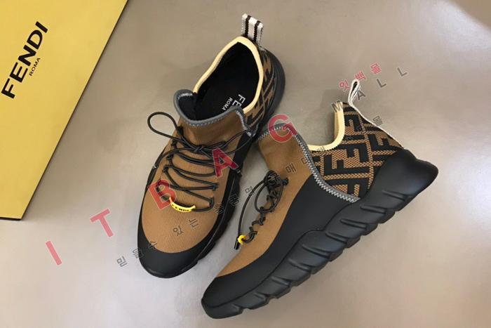 �ҵ� �ο�ž ����Ŀ�� SH6547-1